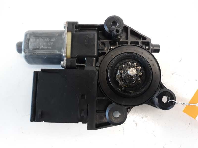 MOTOR ELEVALUNAS DELANTERO DERECHO RENAULT MEGANE III BERLINA 5 P 2008-2016 (807301396R 788813)