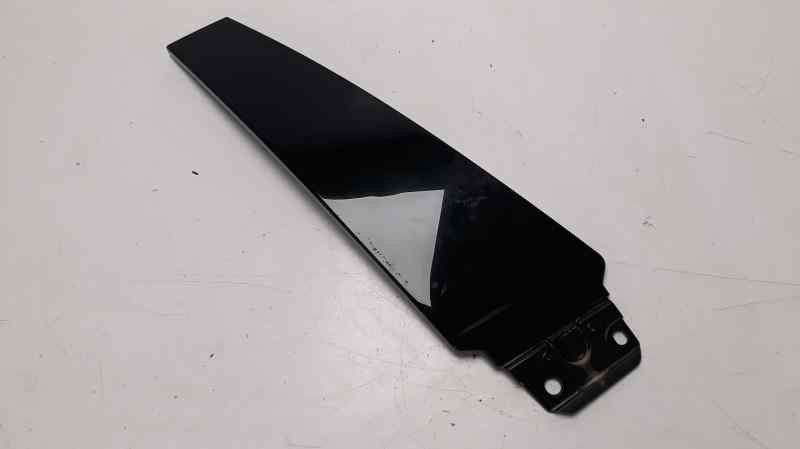 MOLDURA MASERATI GHIBLI 2013- (6700247870 807681)