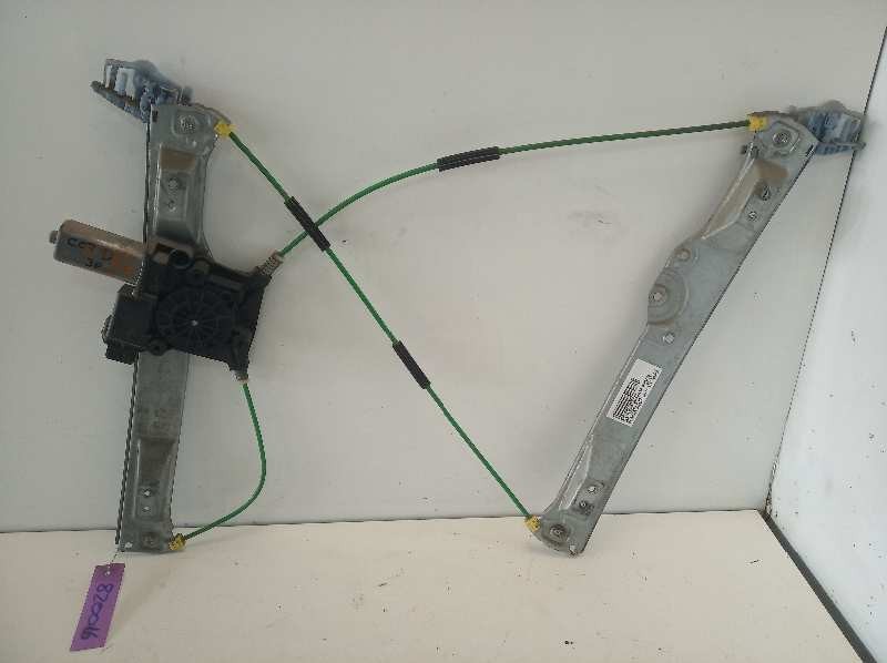 ELEVALUNAS DELANTERO DERECHO 01326805 OV62AR 118456