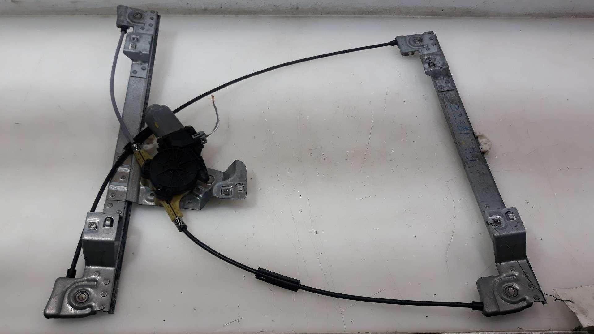 ELEVALUNAS DELANTERO IZQUIERDO RENAULT KANGOO 2008- (807213441R 1585991)