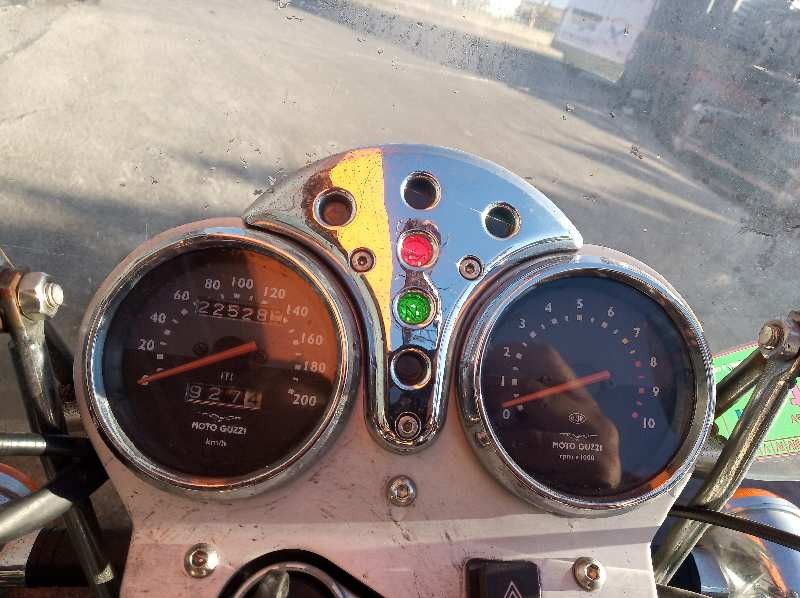 CUADRO INSTRUMENTOS GUZZI NEVADA 2005-2007 (GU31761583 946044)