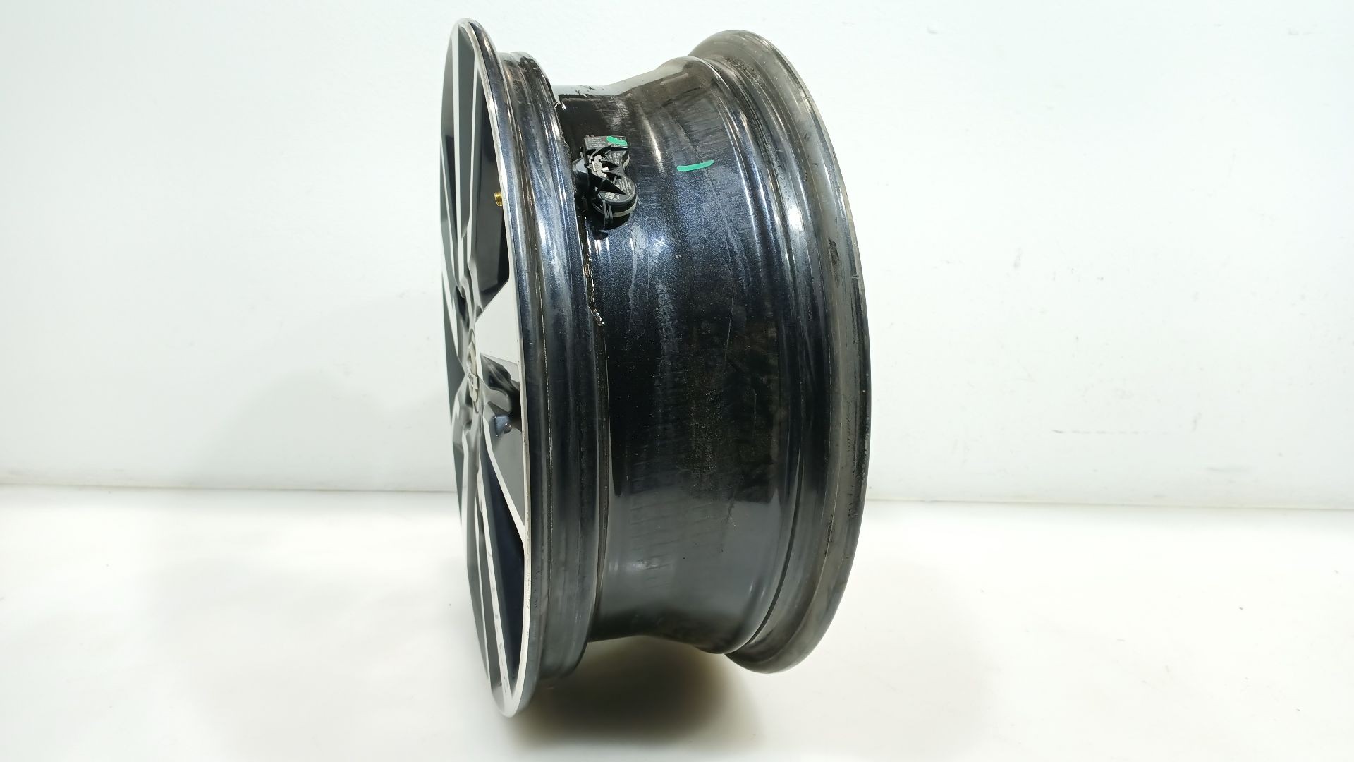 LLANTA NISSAN MICRA V (K14) 2016- (403005FA1A 1690071)