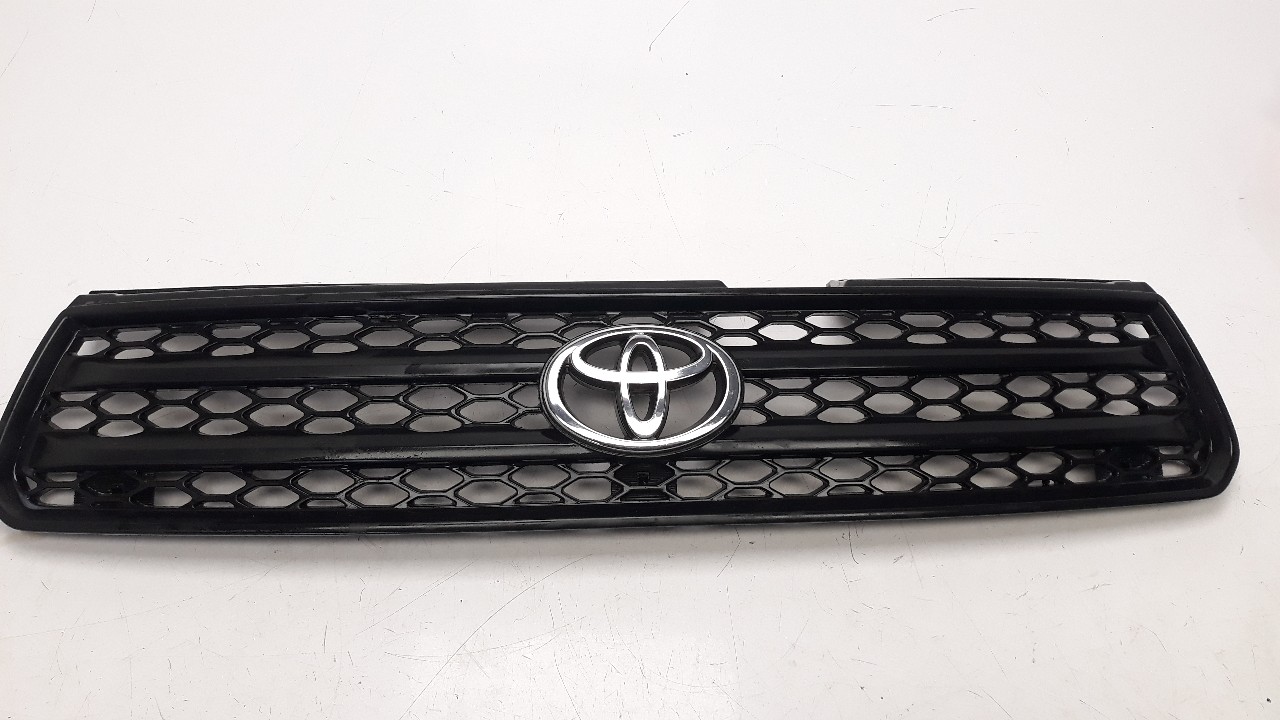 REJILLA DELANTERA TOYOTA RAV 4 (A2) 2000-2006 (5310142120 1051115)
