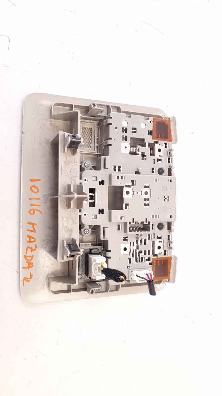 LUZ INTERIOR MAZDA 2 LIM. () 2014- (BHN969971 1110347)