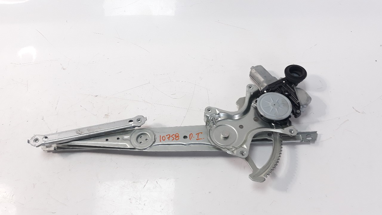 ELEVALUNAS DELANTERO IZQUIERDO LEXUS IS 2013- (6980253040 1135531)