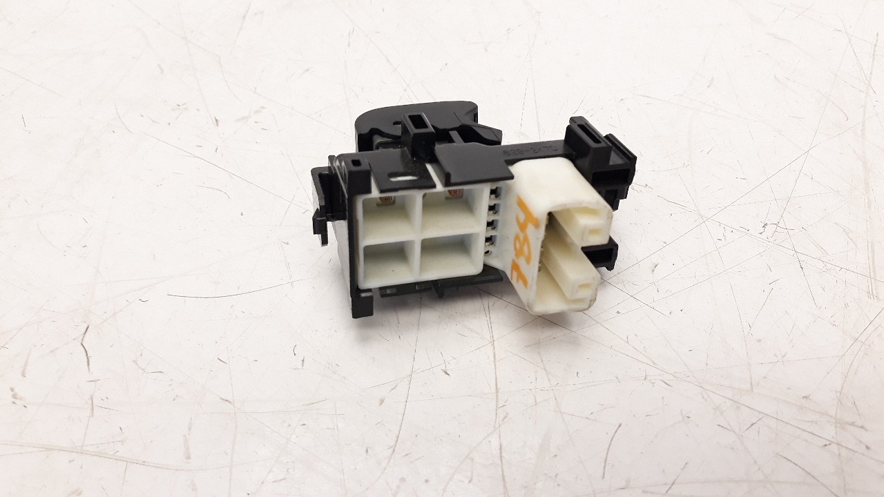 MANDO ELEVALUNAS TRASERO IZQUIERDO 848100D030 