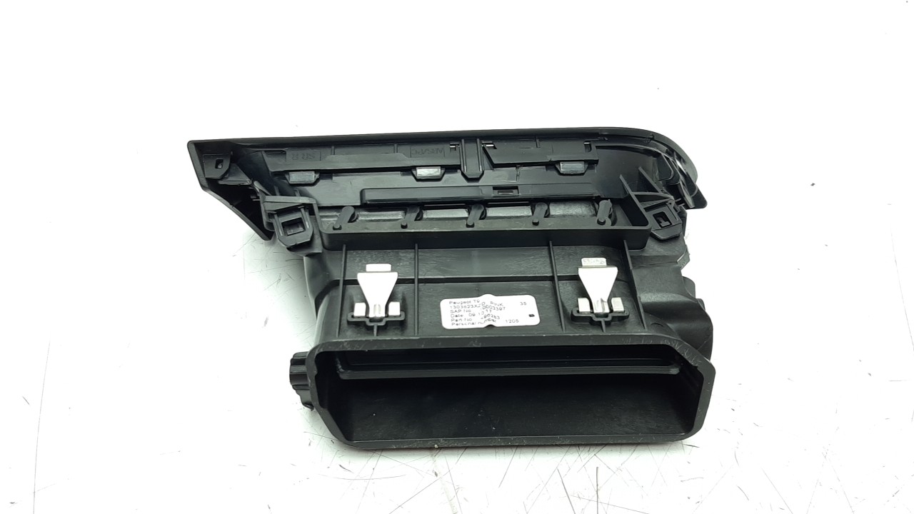 REJILLA AIREADORA PEUGEOT 308 2013- (1303823XZD 1145952)