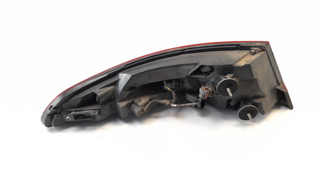 PILOTO TRASERO DERECHO 8X2313404 