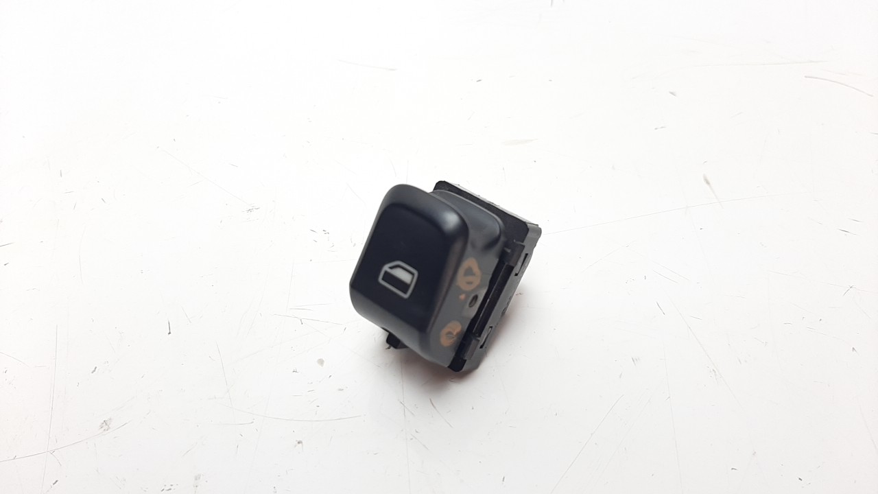 MANDO ELEVALUNAS DELANTERO DERECHO 8K0959855A IAF940037HQ 