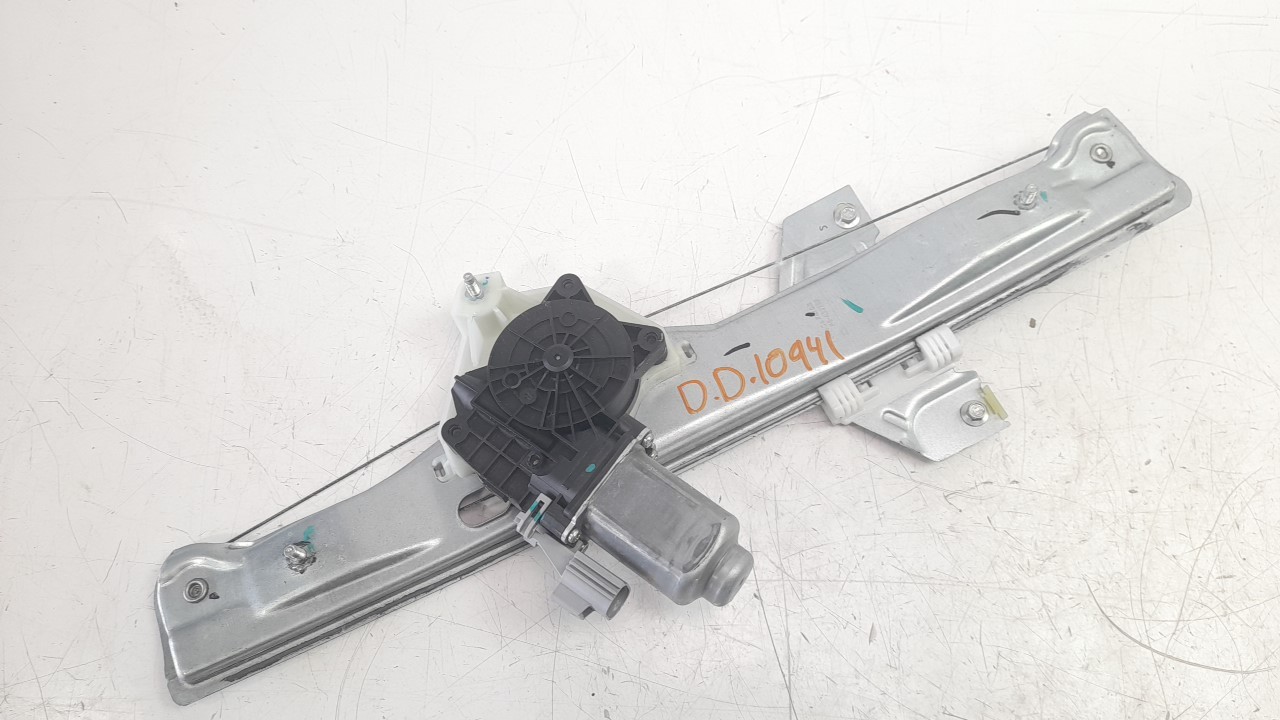 ELEVALUNAS DELANTERO DERECHO FORD KA+ 2016- (1176970)