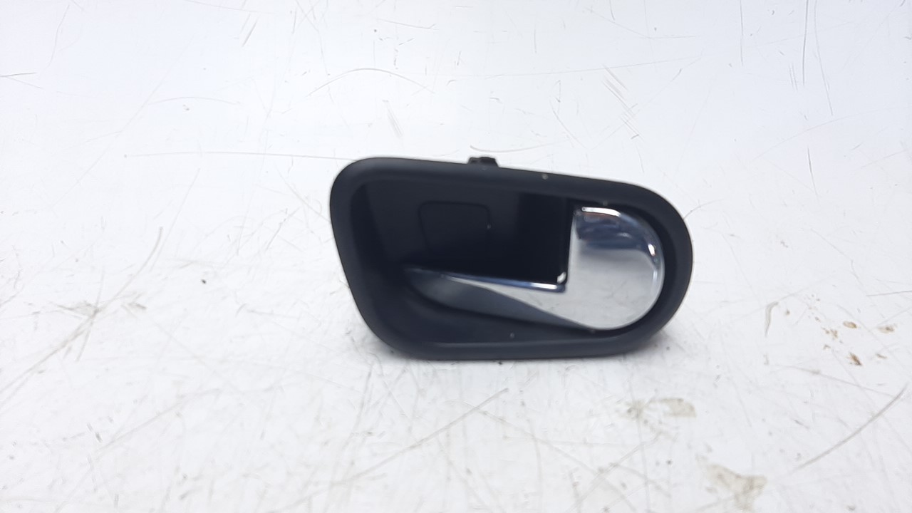 MANETA INTERIOR DELANTERA DERECHA REF 