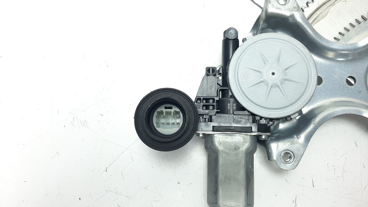 ELEVALUNAS TRASERO DERECHO TOYOTA RAV 4 2012-2019 (6980342050 1179821)