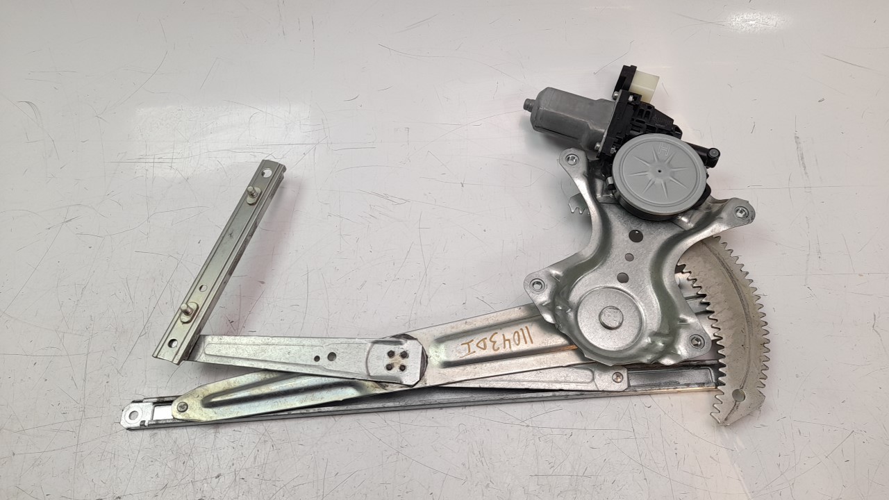 ELEVALUNAS DELANTERO IZQUIERDO MITSUBISHI OUTLANDER (GF0) 2012- (5713A343 1199280)