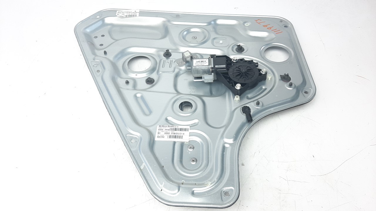 ELEVALUNAS TRASERO IZQUIERDO KIA VENGA 2009- (834711P030 1231125)