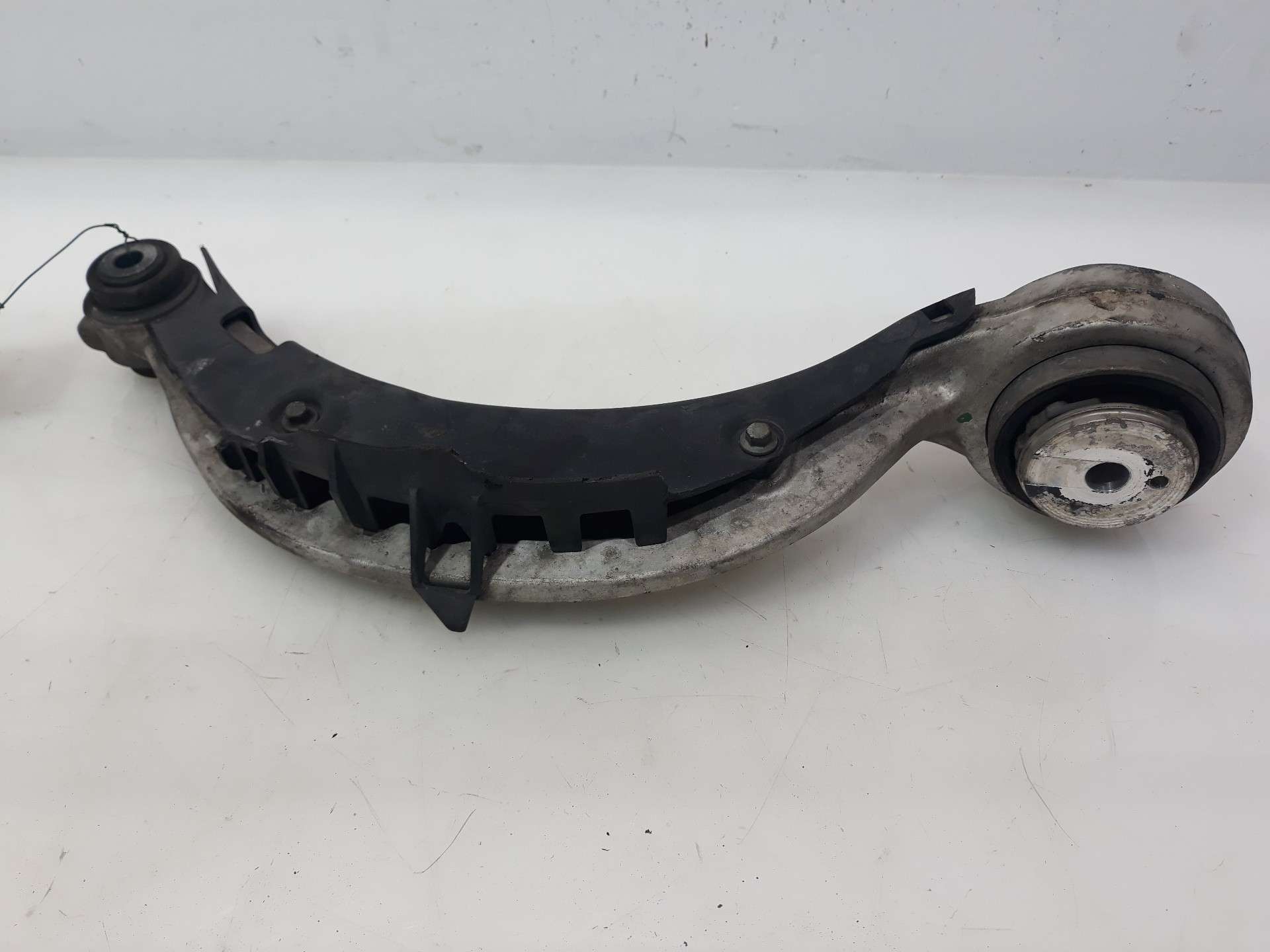 BRAZO SUSPENSION INFERIOR DELANTERO DERECHO JAGUAR XF II (X260) 2015- (GX733C256 1527983)