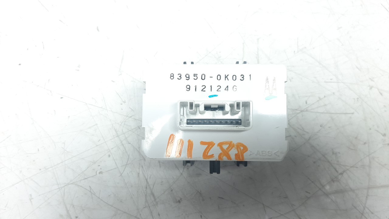 INTERRUPTOR TOYOTA HILUX (KUN) 2005-2016 (839500K031 1269074)