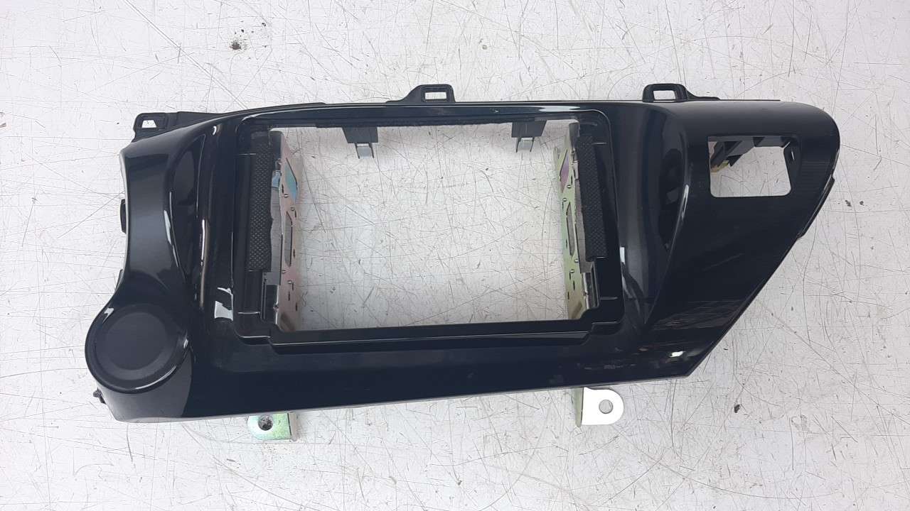 MOLDURA TOYOTA HILUX (KUN) 2005-2016 (55420KK140 1269429)