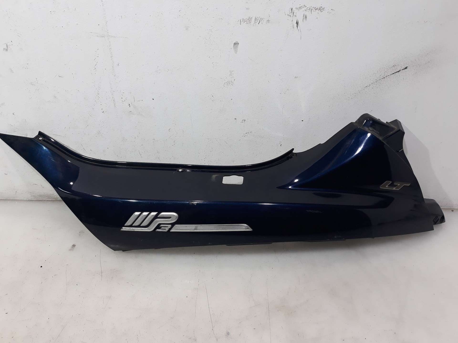 LATERAL IZQUIERDO PIAGGIO MP3 - (624446 1333810)