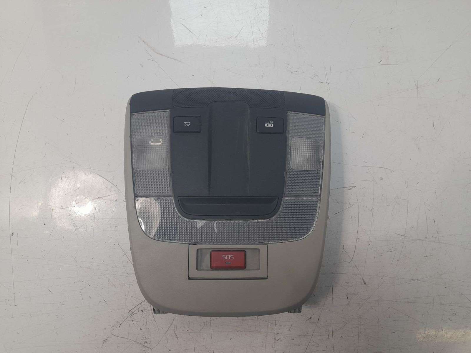 LUZ INTERIOR KIA NIRO 2016- (92800AT200GYT 1306869)