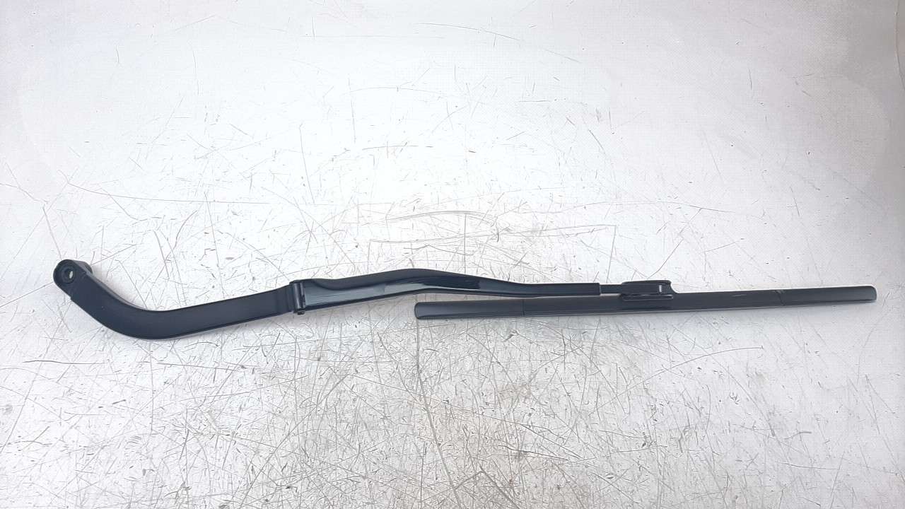 BRAZO LIMPIA DELANTERO DERECHO NISSAN 370 Z (Z34) 2009- (288861EA0A 1324724)