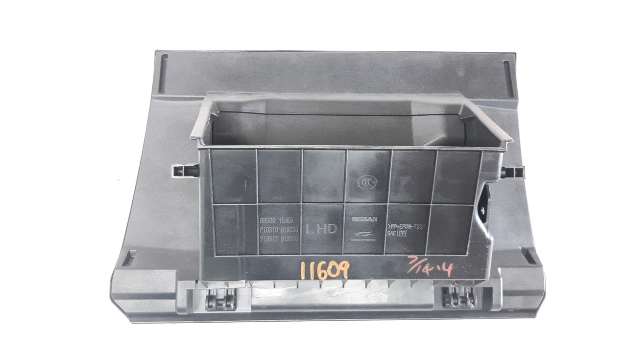 GUANTERA NISSAN 370 Z (Z34) 2009- (685001EA0A 1324777)