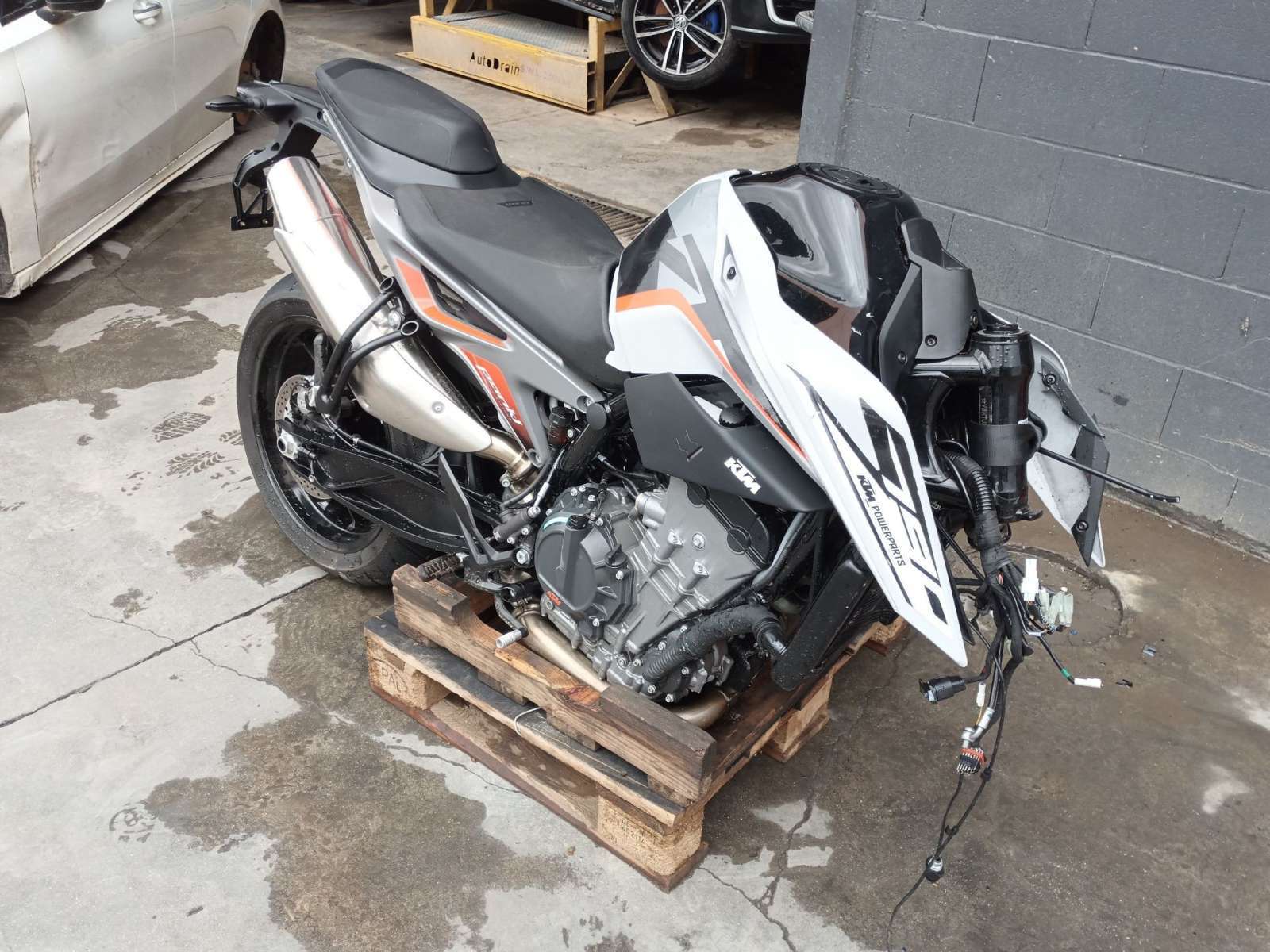 KTM DUKE -