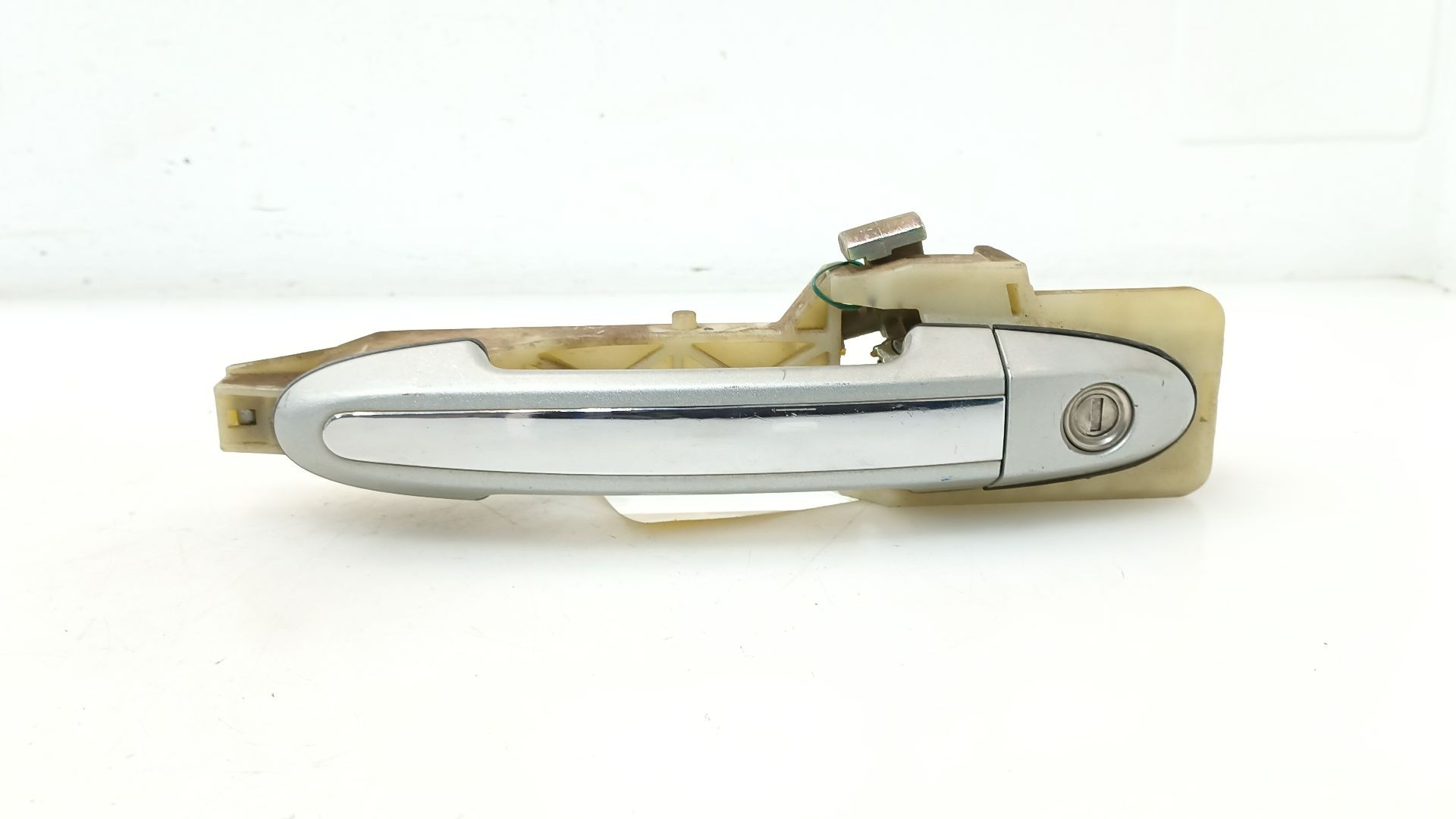 MANETA EXTERIOR DELANTERA IZQUIERDA HYUNDAI SANTA FÉ II (CM) 2005-2015 (826512B010 1684064)