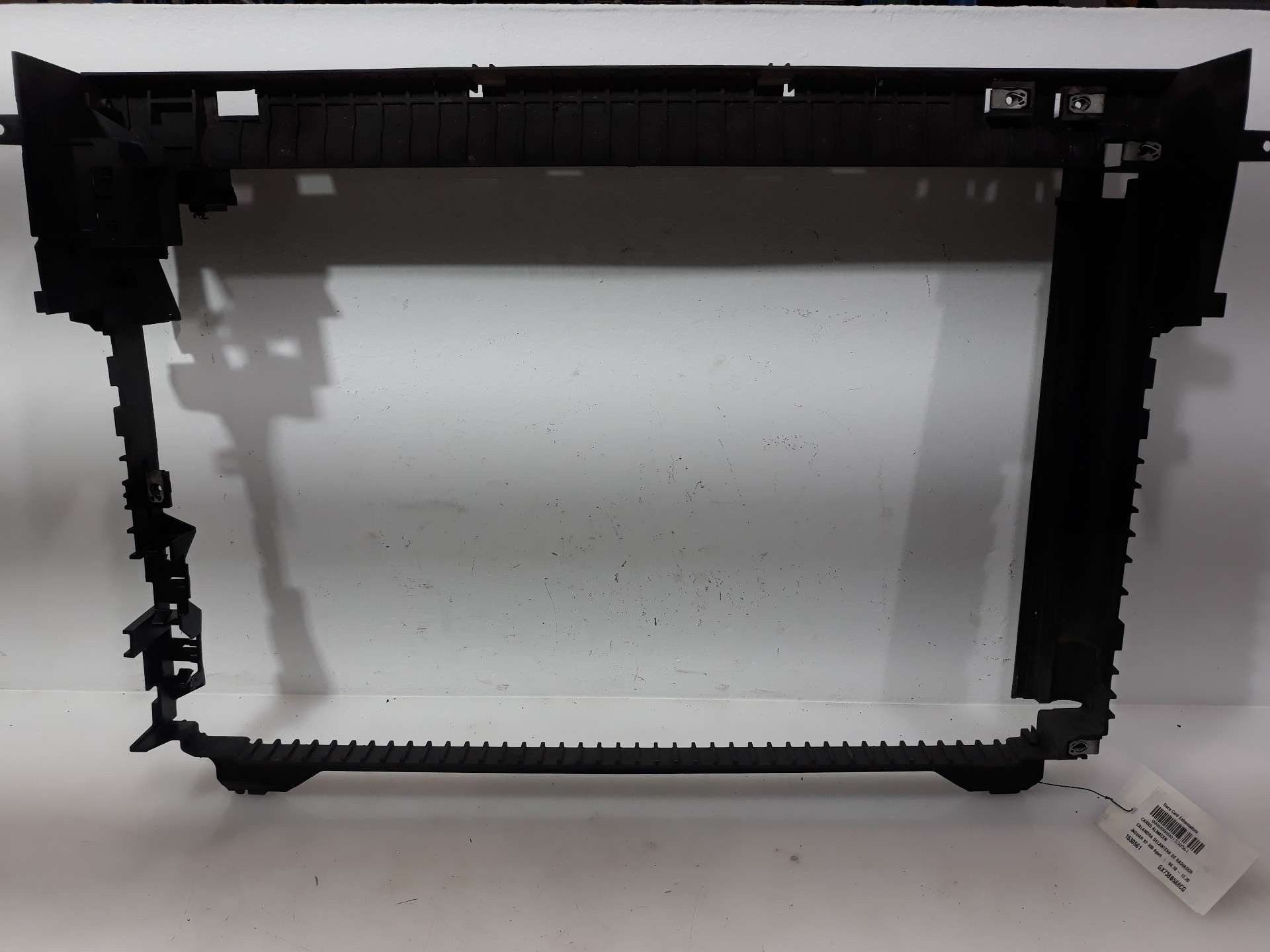 CALANDRA DELANTERA DE RADIADOR JAGUAR XF II (X260) 2015- (T2H7983 1530561)