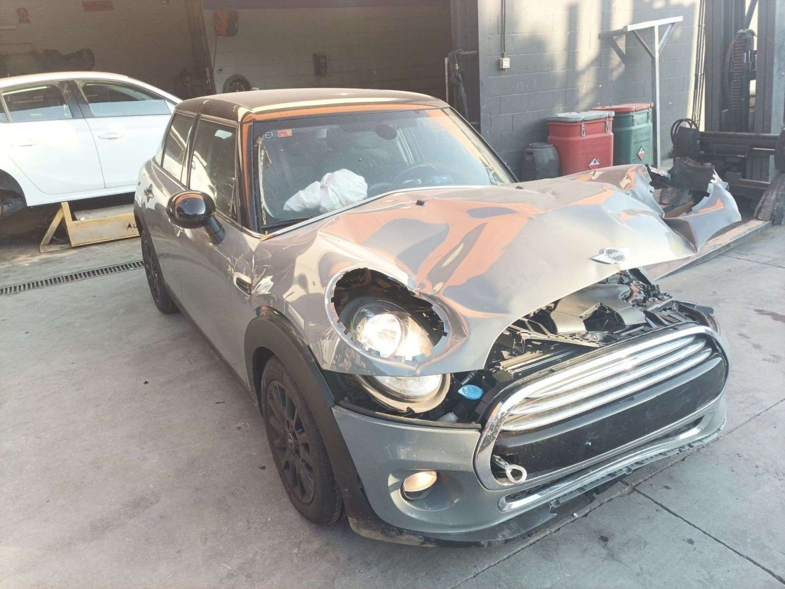 MINI MINI (F55) 2013-