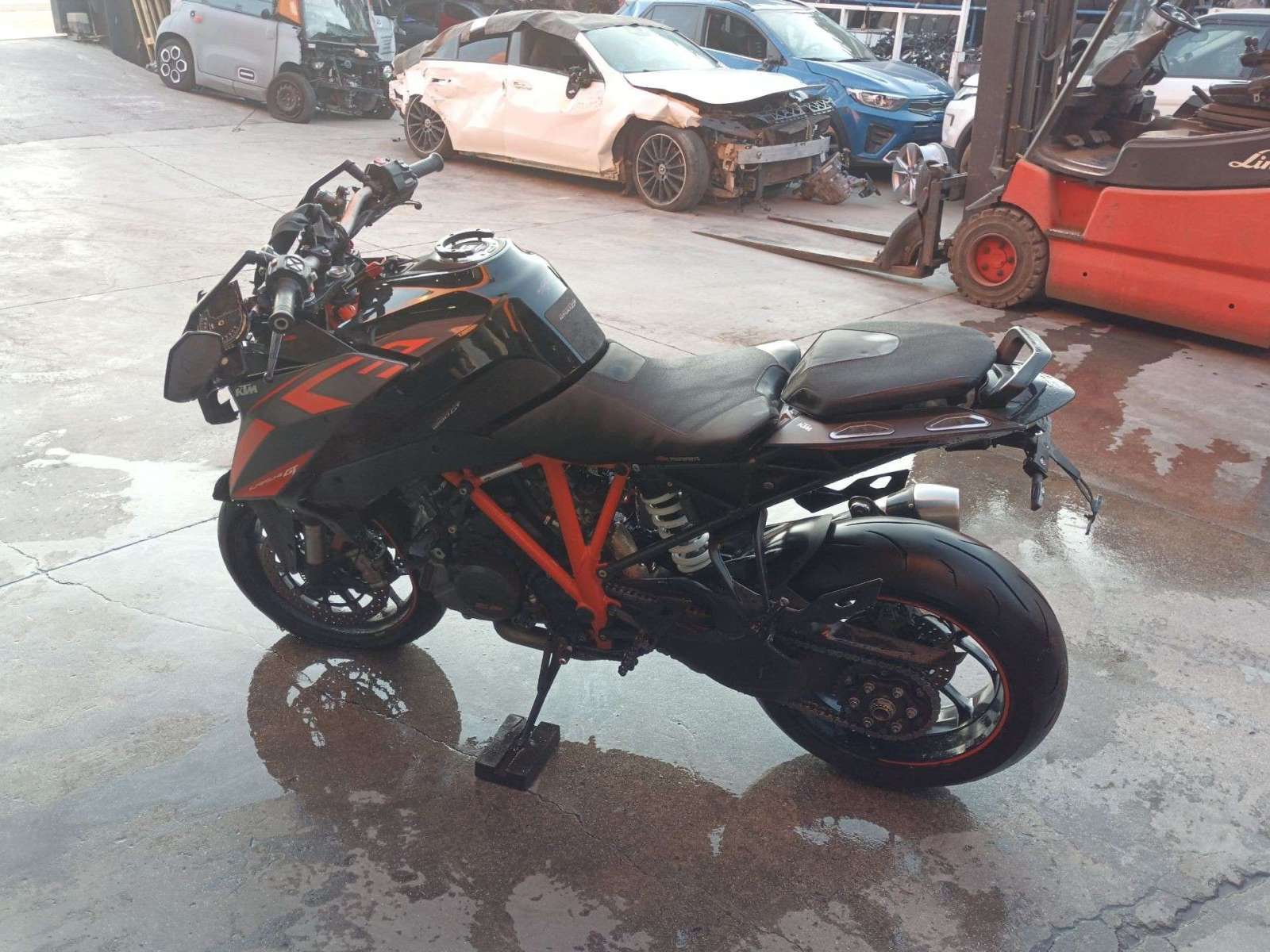 KTM SUPER DUKE -