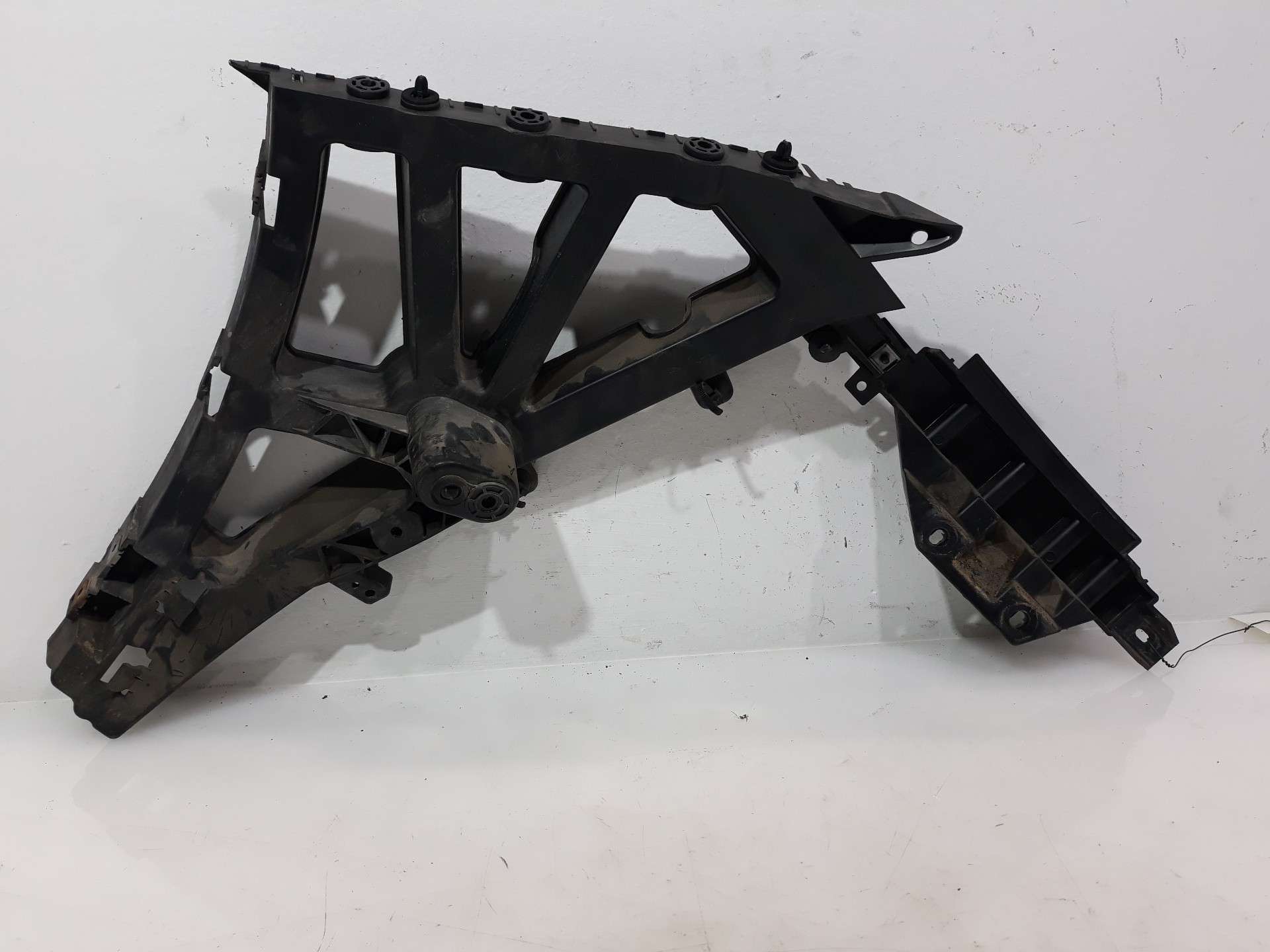 MOLDURAS TRASERAS JAGUAR XF II (X260) 2015- (GX6317A882A 1530576)