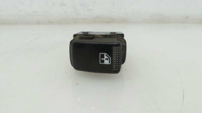 MANDO ELEVALUNAS DELANTERO DERECHO KIA CARENS 2002-2006 (0K2FA66360 1087124)