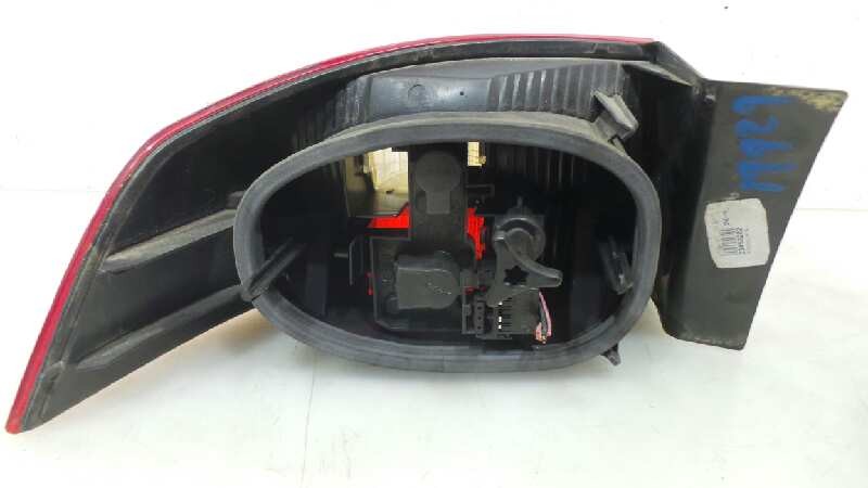 PILOTO TRASERO DERECHO RENAULT LAGUNA II (BG0) 2001-2007 (8200002474 1170892)