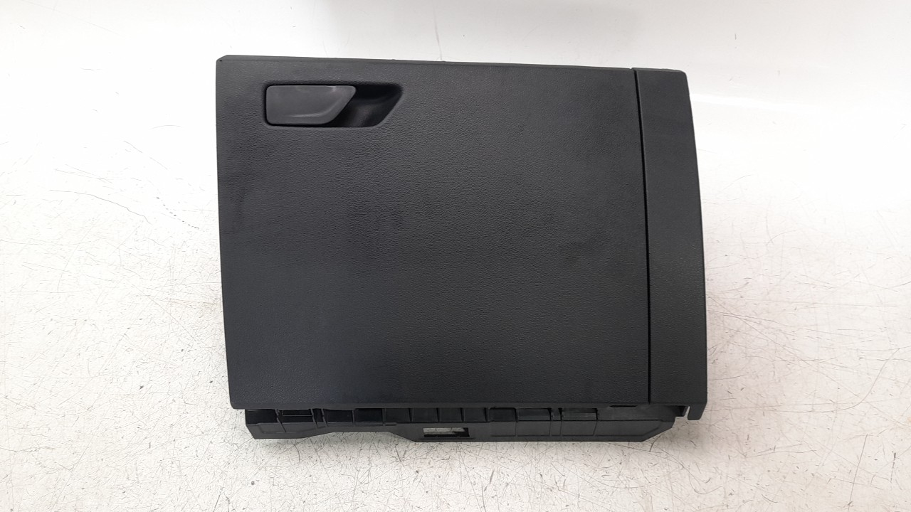 GUANTERA SKODA SCALA (NW) 2019- (655857097C 1335409)