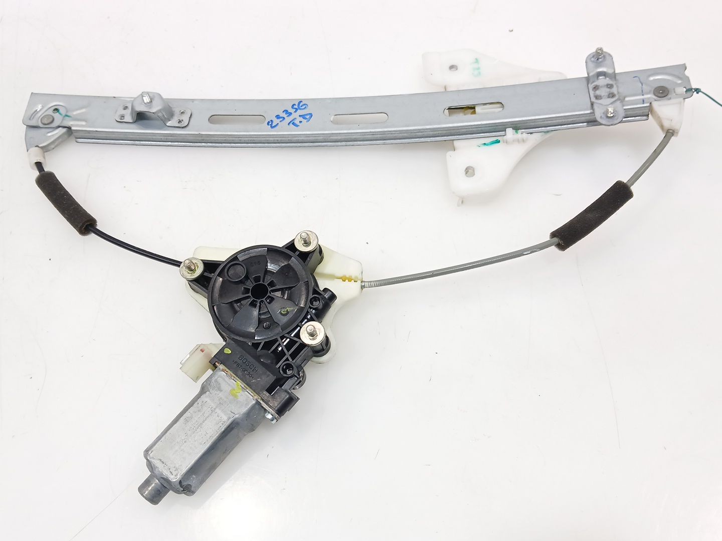 ELEVALUNAS TRASERO DERECHO HYUNDAI i20 ACTIVE (IB, GB) 2015- (83404C7010 1690742)