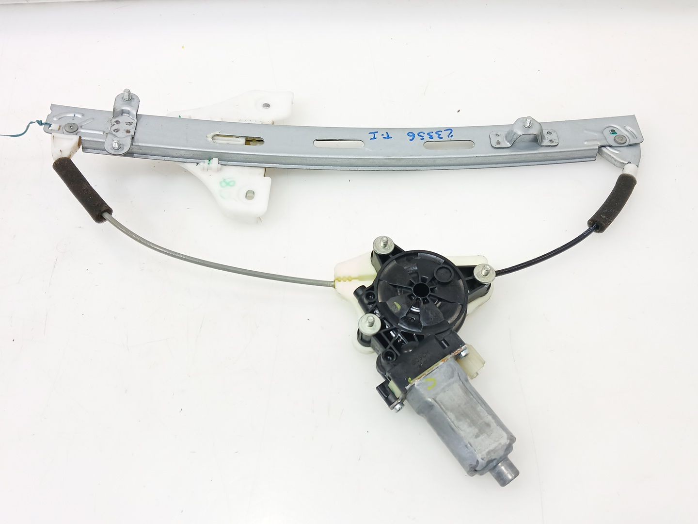 ELEVALUNAS TRASERO IZQUIERDO HYUNDAI i20 ACTIVE (IB, GB) 2015- (83403C7010 1690743)