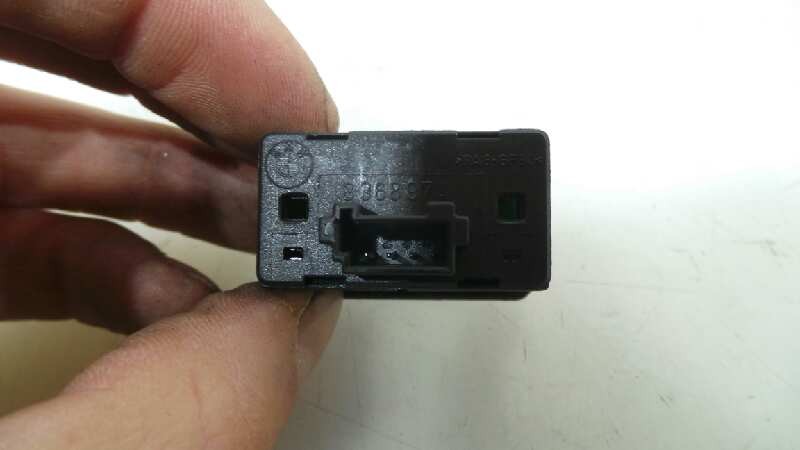 MANDO ELEVALUNAS TRASERO DERECHO BMW SERIE 5 BERLINA (E39) 1995-2003 (8368974 1172691)