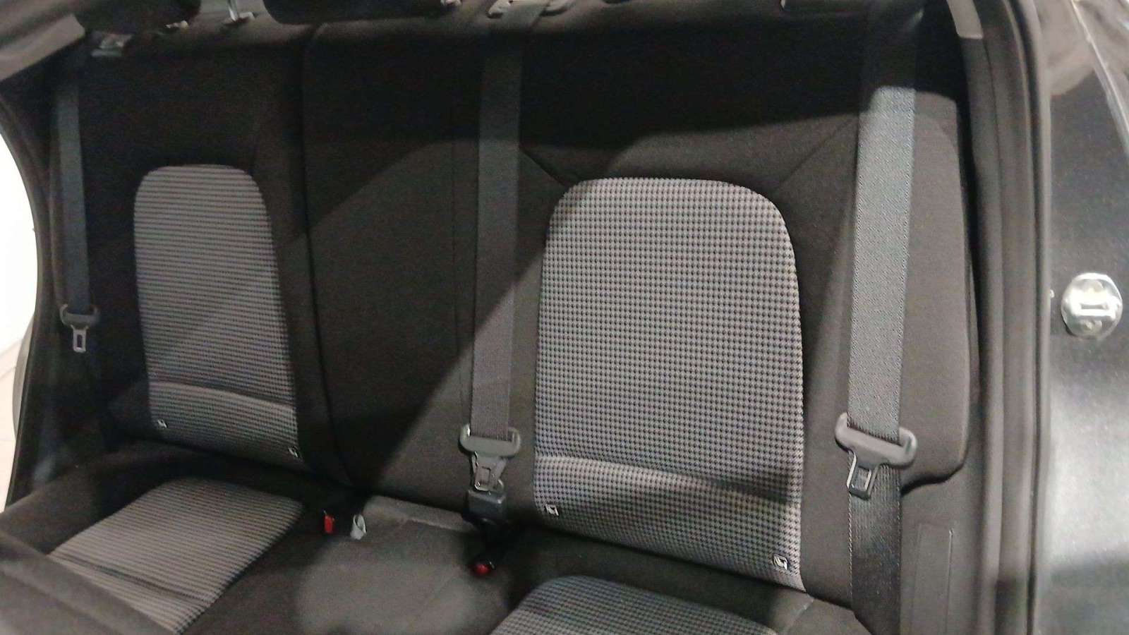 ASIENTO TRASERO HYUNDAI KONA (OS, OSE, OSI) 2017- (89100J9010SKN 1745979)