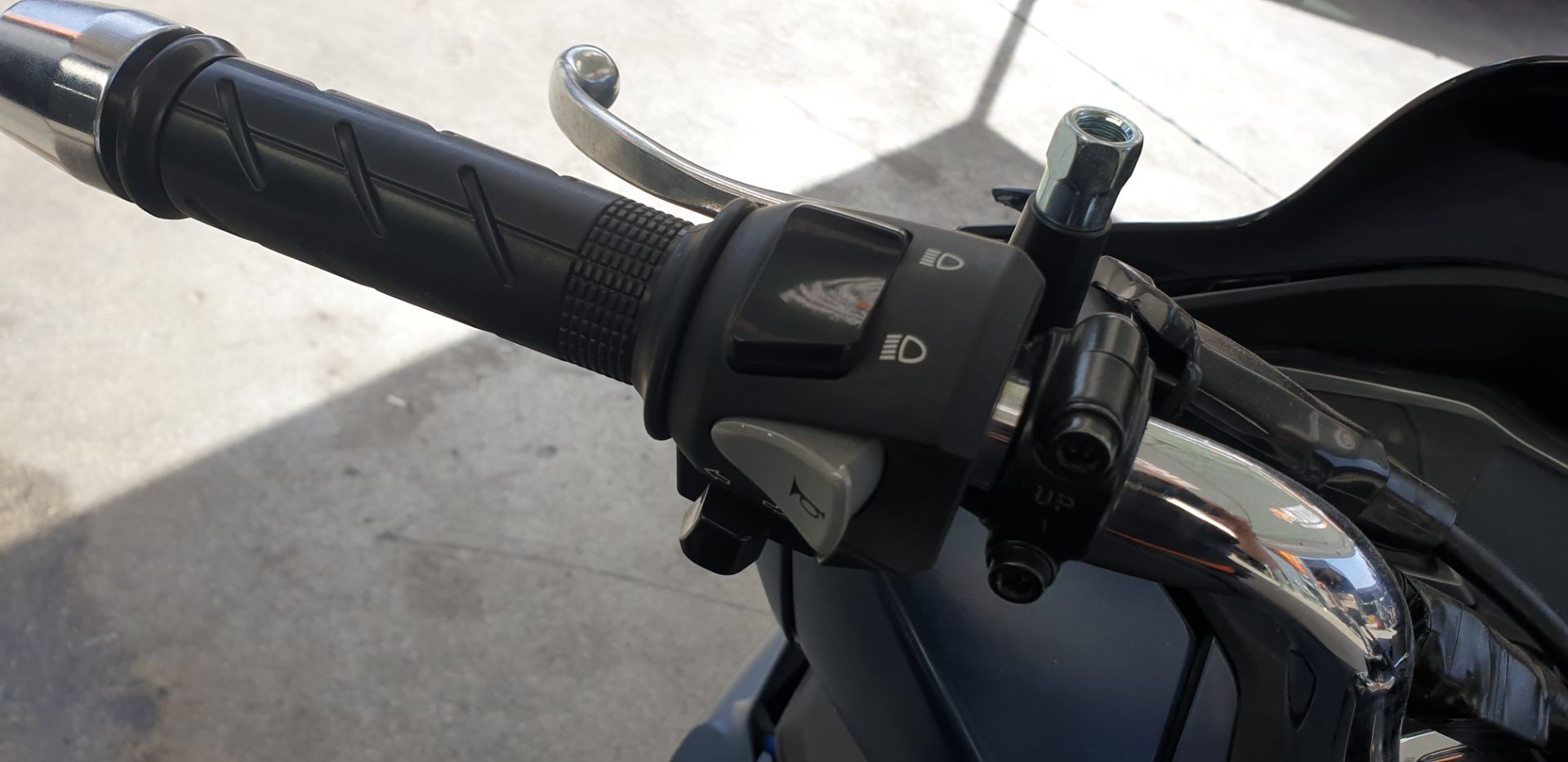 PIÑA LUCES IZQUIERDA 35200K1YD12 