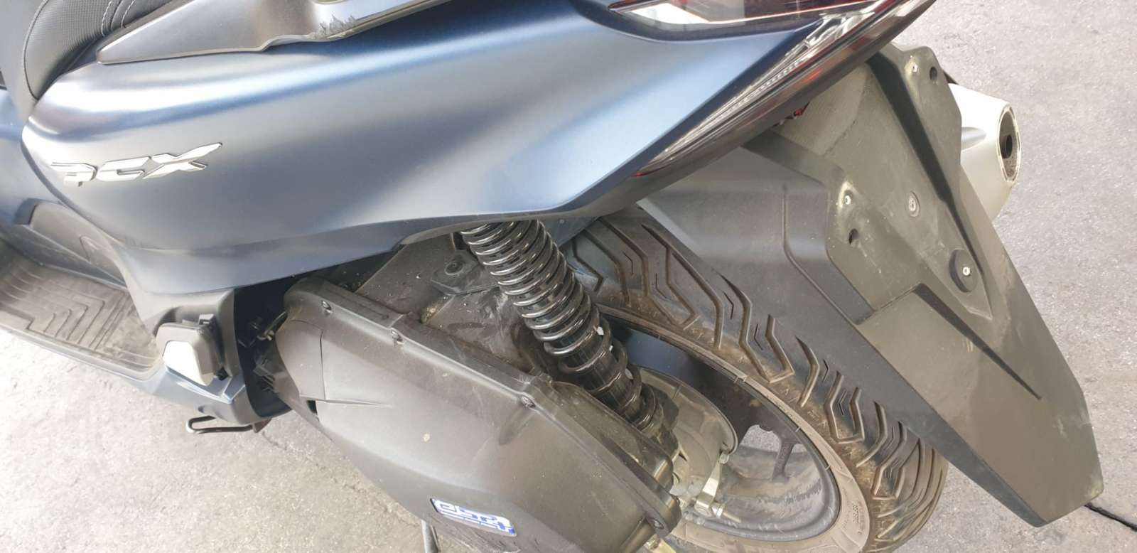 AMORTIGUADOR TRASERO IZQUIERDO 52400K1YJ51 