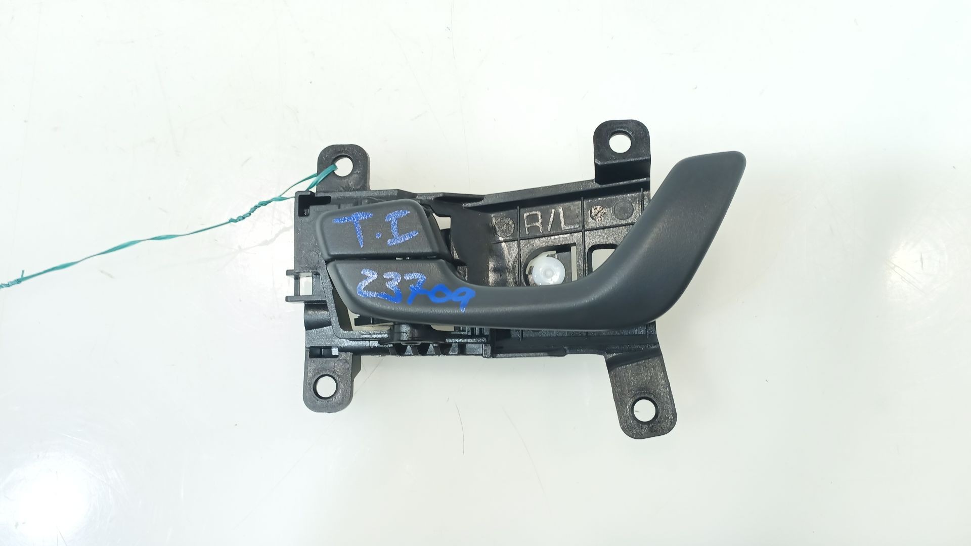 MANETA INTERIOR TRASERA IZQUIERDA HYUNDAI KONA (OS, OSE, OSI) 2017- (83610J9000TRY 1746082)