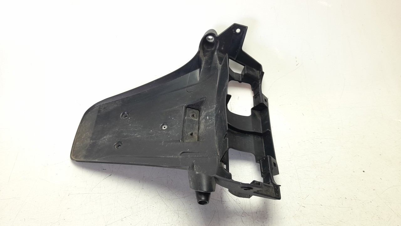 PORTAMATRICULAS PIAGGIO (VESPA) MP3 400 HPE 2021- (1B004838 1352355)