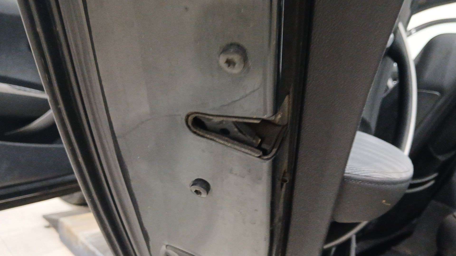 CERRADURA PUERTA TRASERA IZQUIERDA BMW 1 (E87) 2003-2013 (51227202147 1746758)