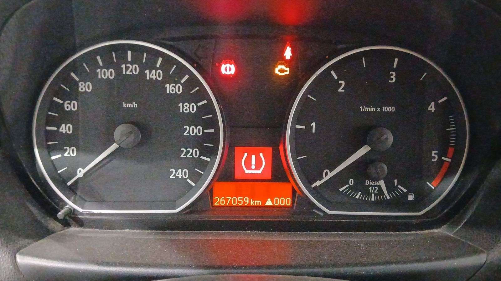 CUADRO INSTRUMENTOS BMW 1 (E87) 2003-2013 (62106983531 1746762)