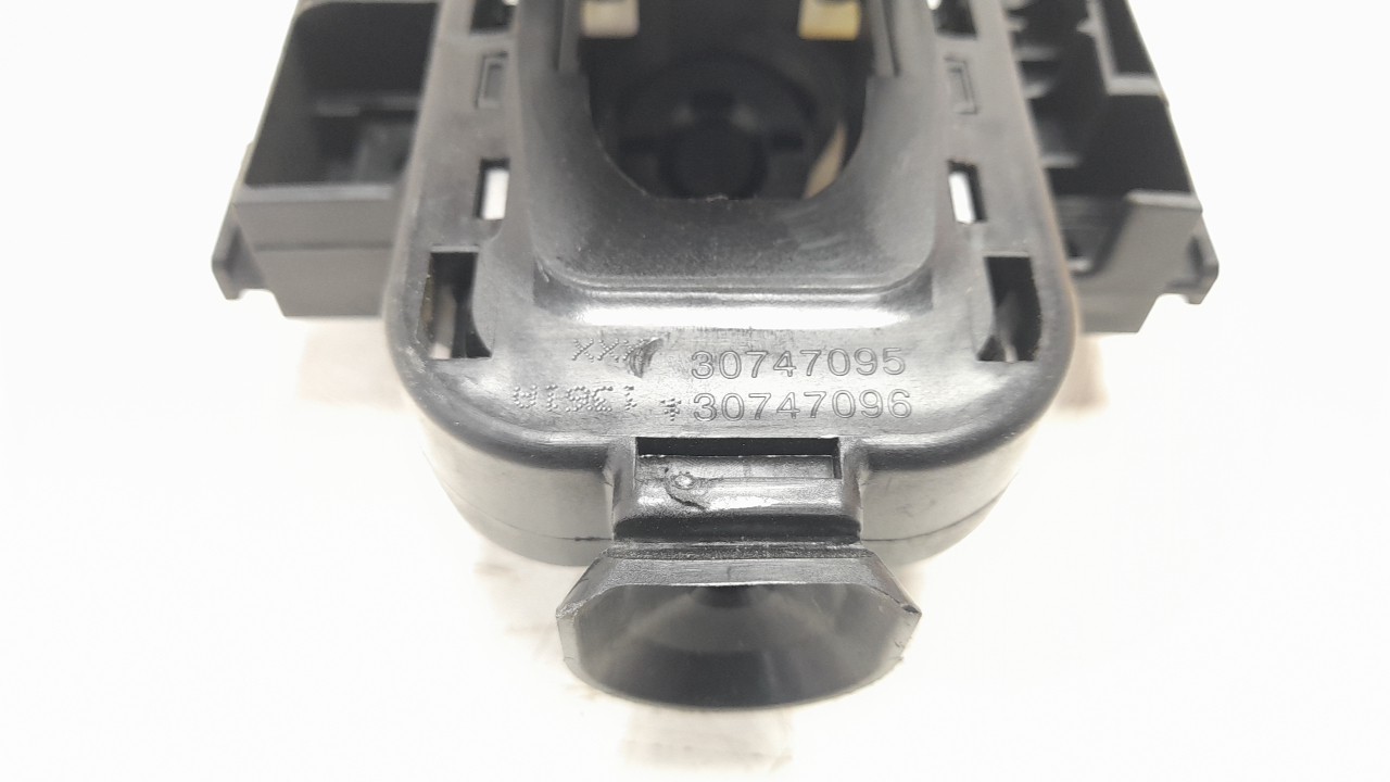 MANETA EXTERIOR DELANTERA IZQUIERDA VOLVO XC 40 2017- (30747095 1353283)