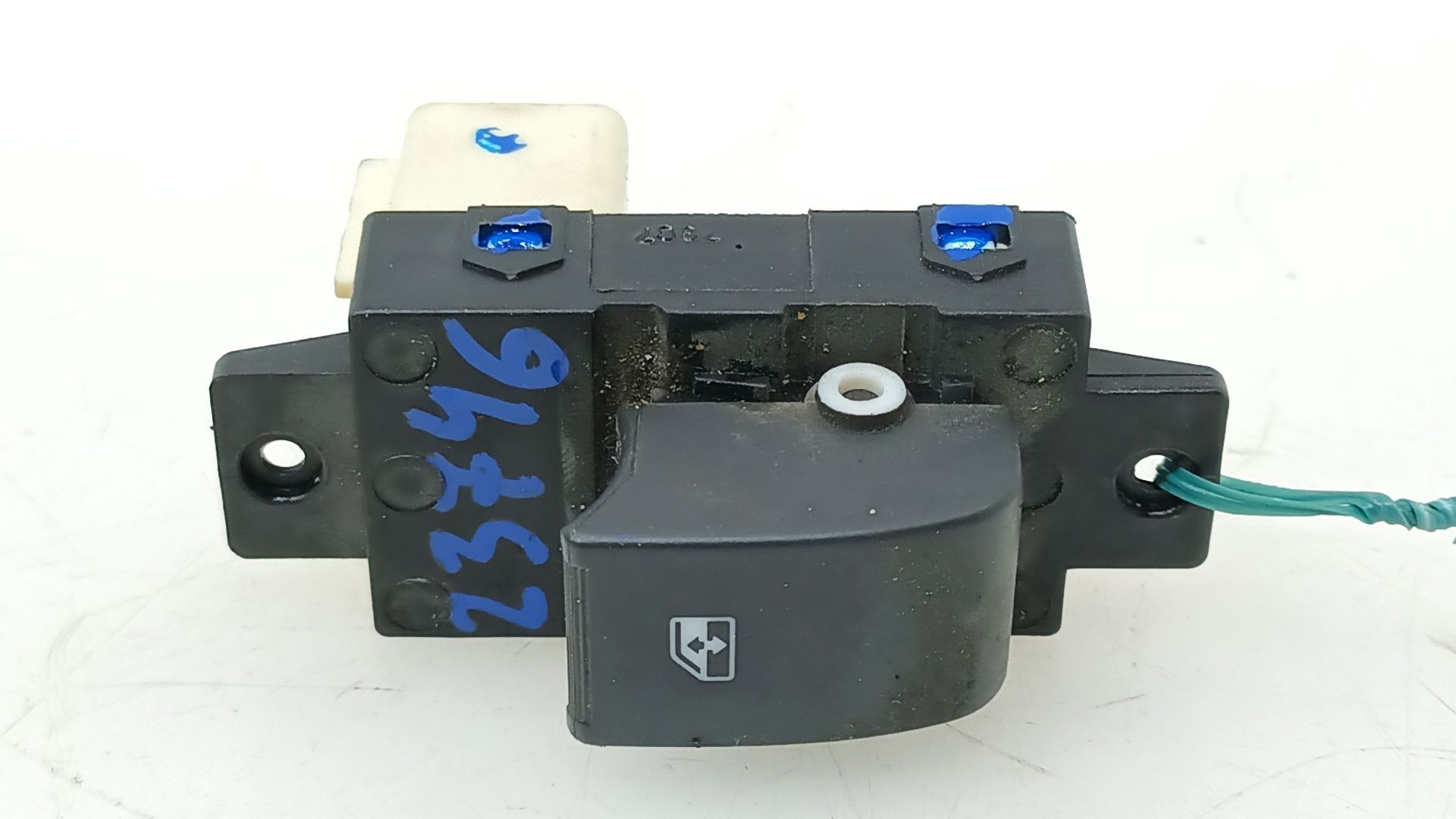 MANDO ELEVALUNAS TRASERO DERECHO CHEVROLET CAPTIVA (C100, C140) 2006- (96628550 1756934)