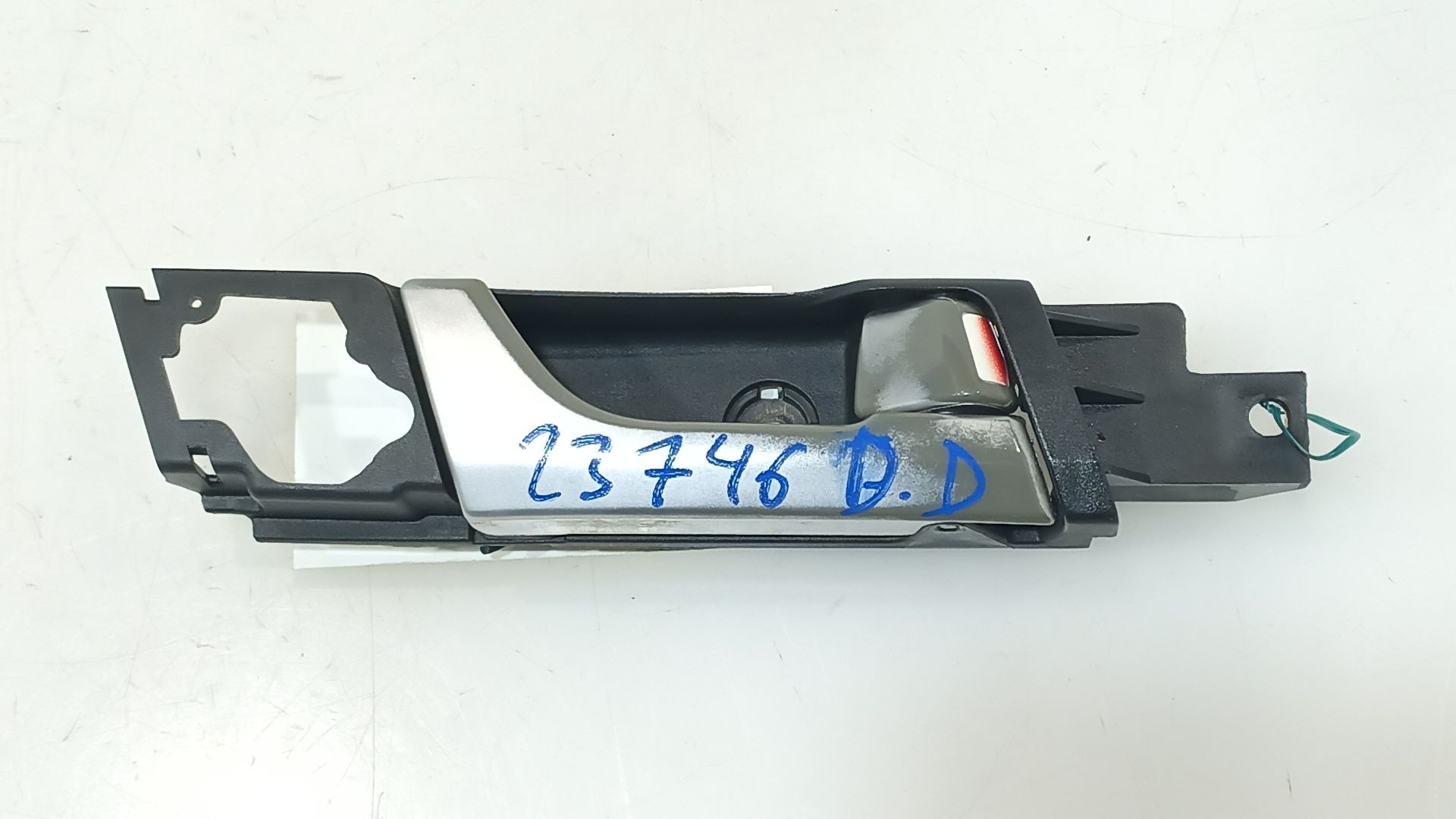 MANETA INTERIOR DELANTERA DERECHA CHEVROLET CAPTIVA (C100, C140) 2006- (95919439 1756945)