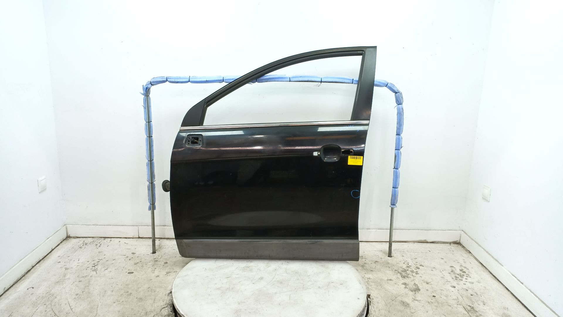 PUERTA DELANTERA IZQUIERDA CHEVROLET CAPTIVA (C100, C140) 2006- (42352069 1756978)