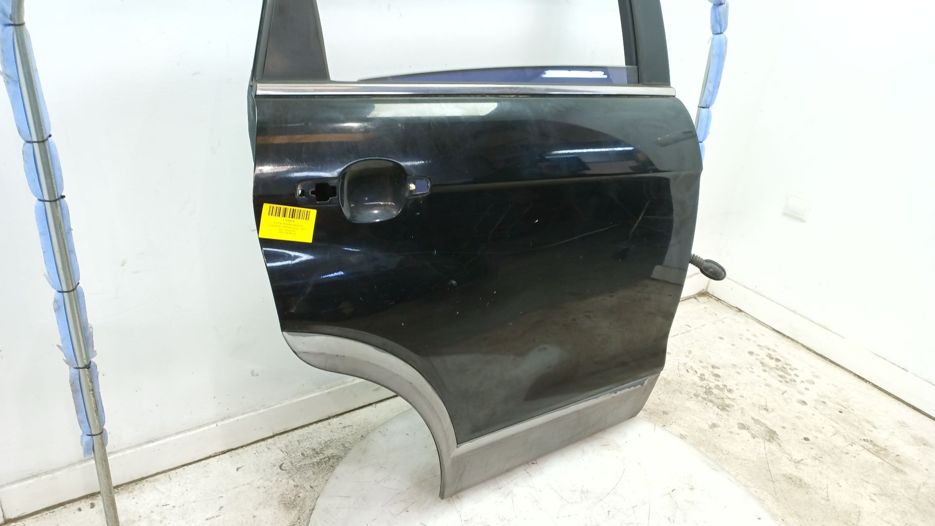 PUERTA TRASERA DERECHA CHEVROLET CAPTIVA (C100, C140) 2006- (94543753 1756979)