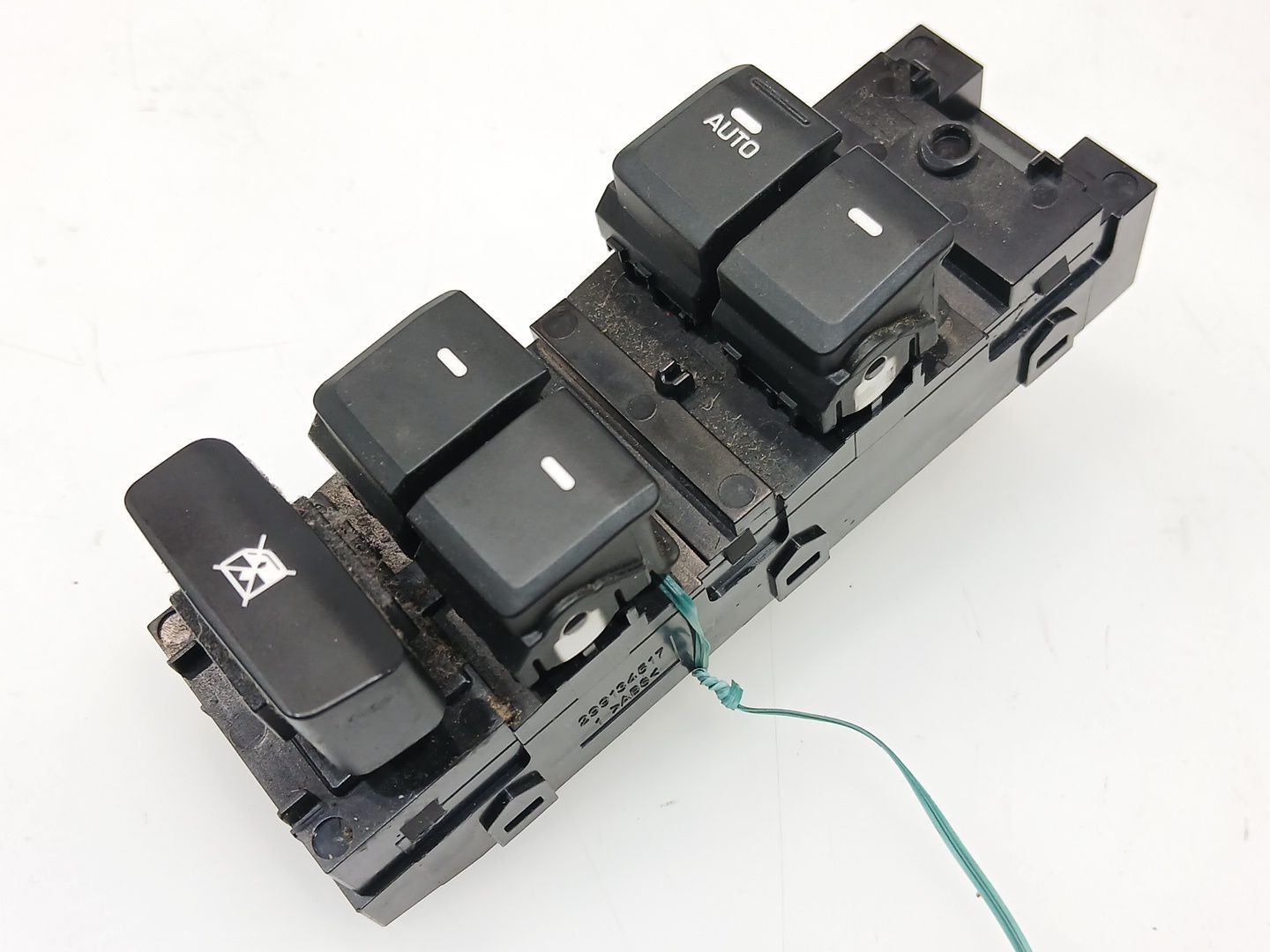 MANDO ELEVALUNAS DELANTERO IZQUIERDO HYUNDAI i20 ACTIVE (IB, GB) 2015- (93570C81114X 1690760)